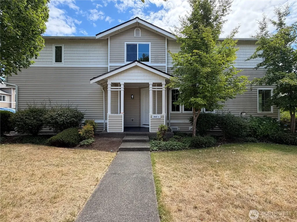 2045 Bobs Hollow Lane Dupont WA 98327
