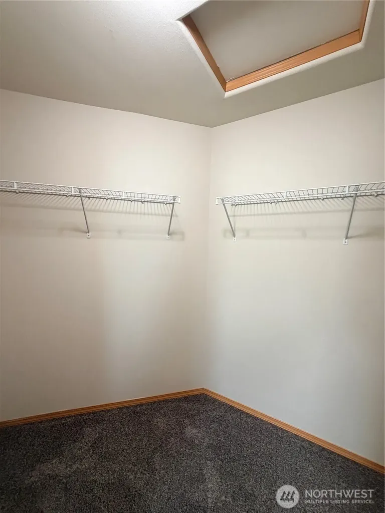 2045 Bobs Hollow Lane Dupont WA 98327