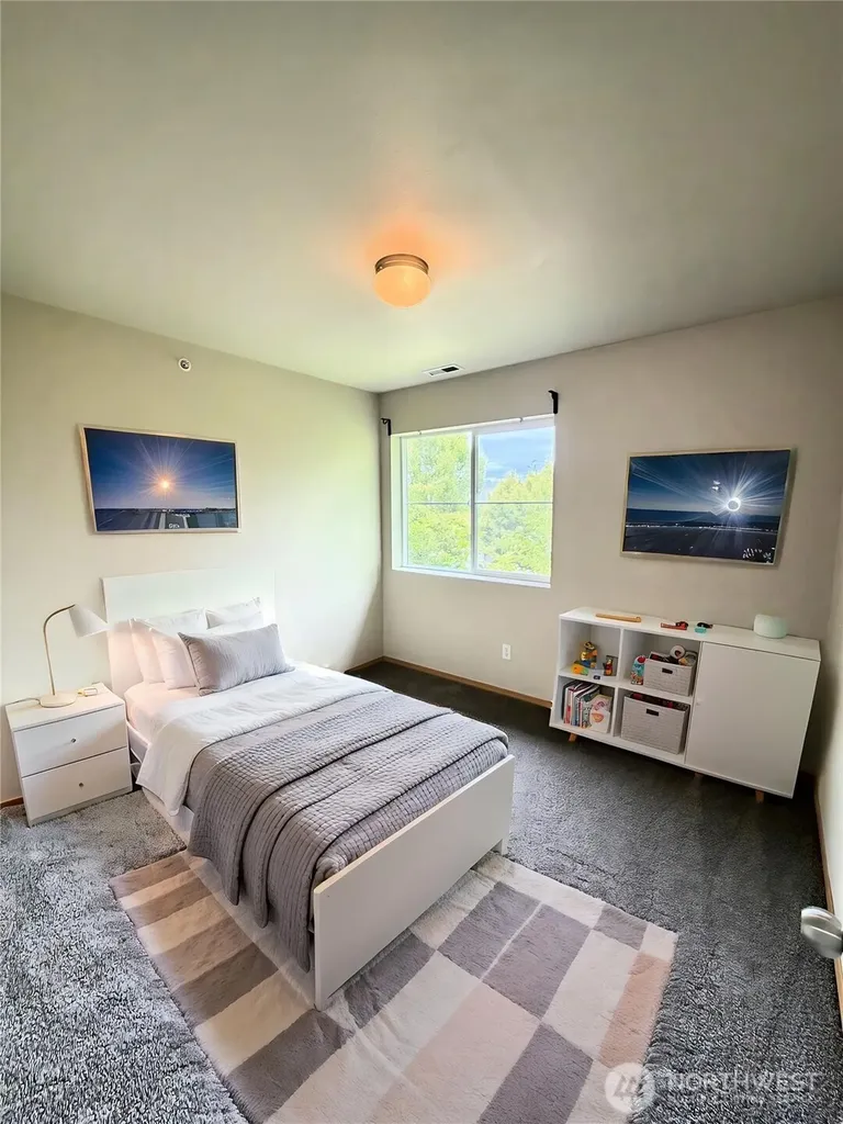 2045 Bobs Hollow Lane Dupont WA 98327