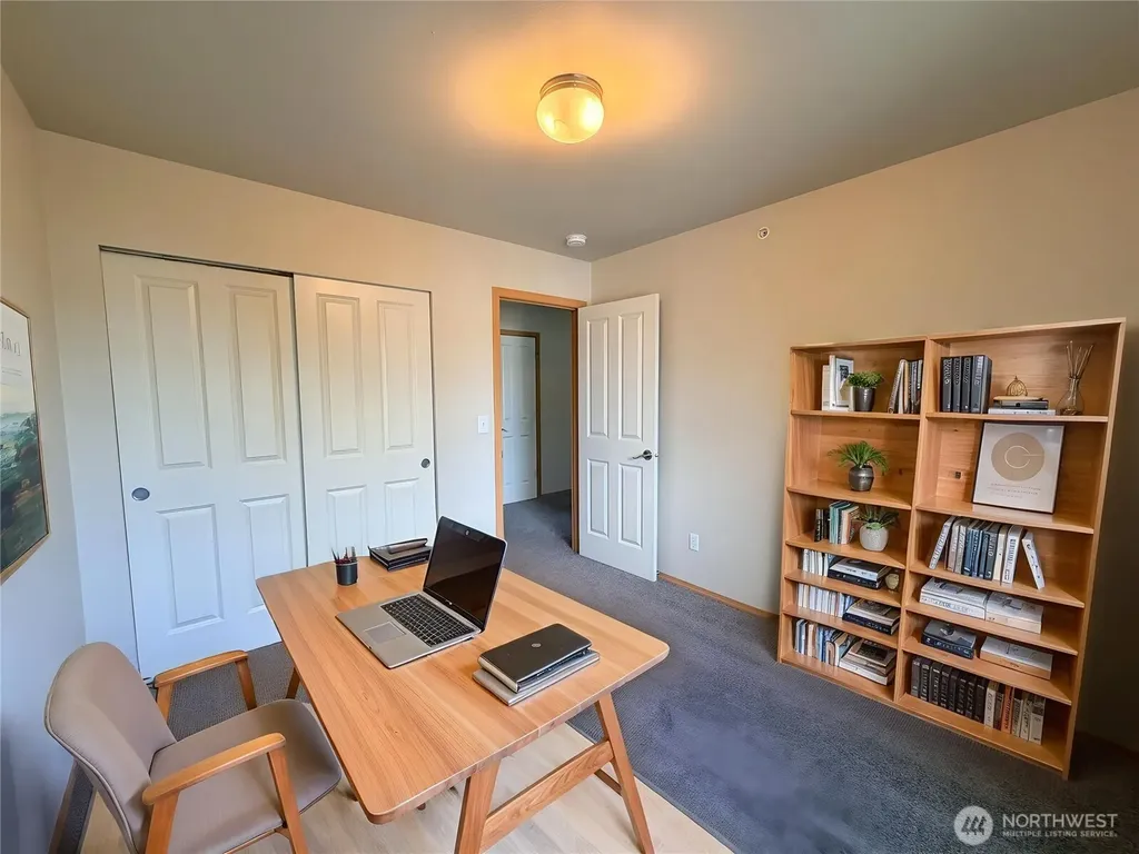 2045 Bobs Hollow Lane Dupont WA 98327
