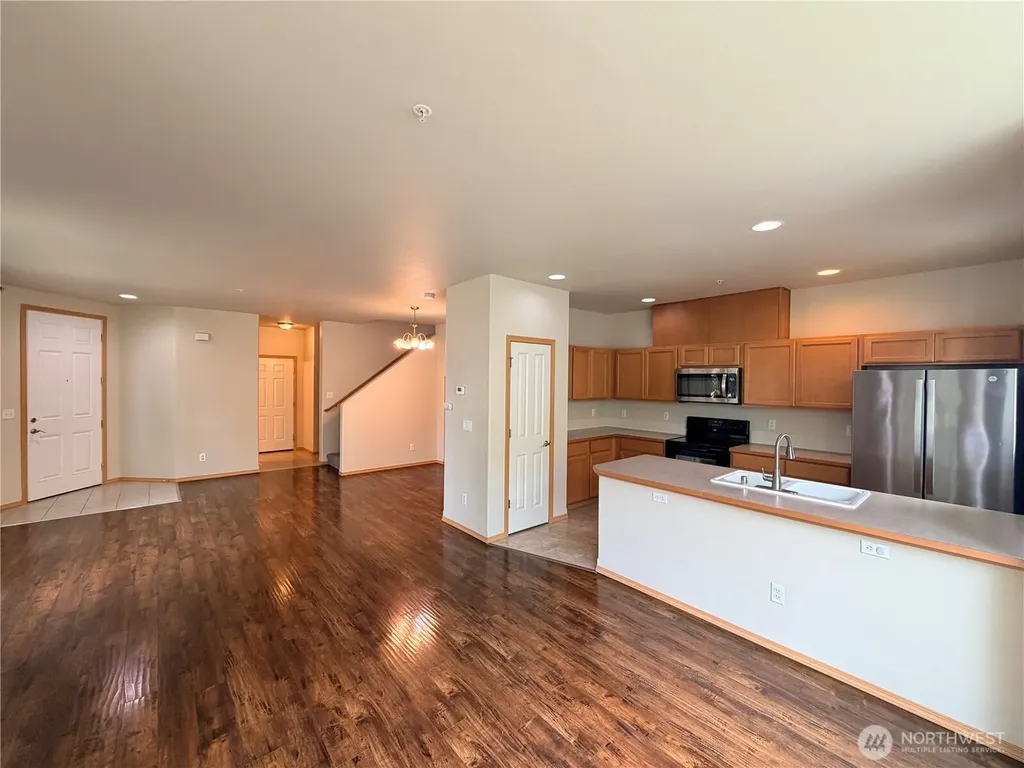 2045 Bobs Hollow Lane Dupont WA 98327