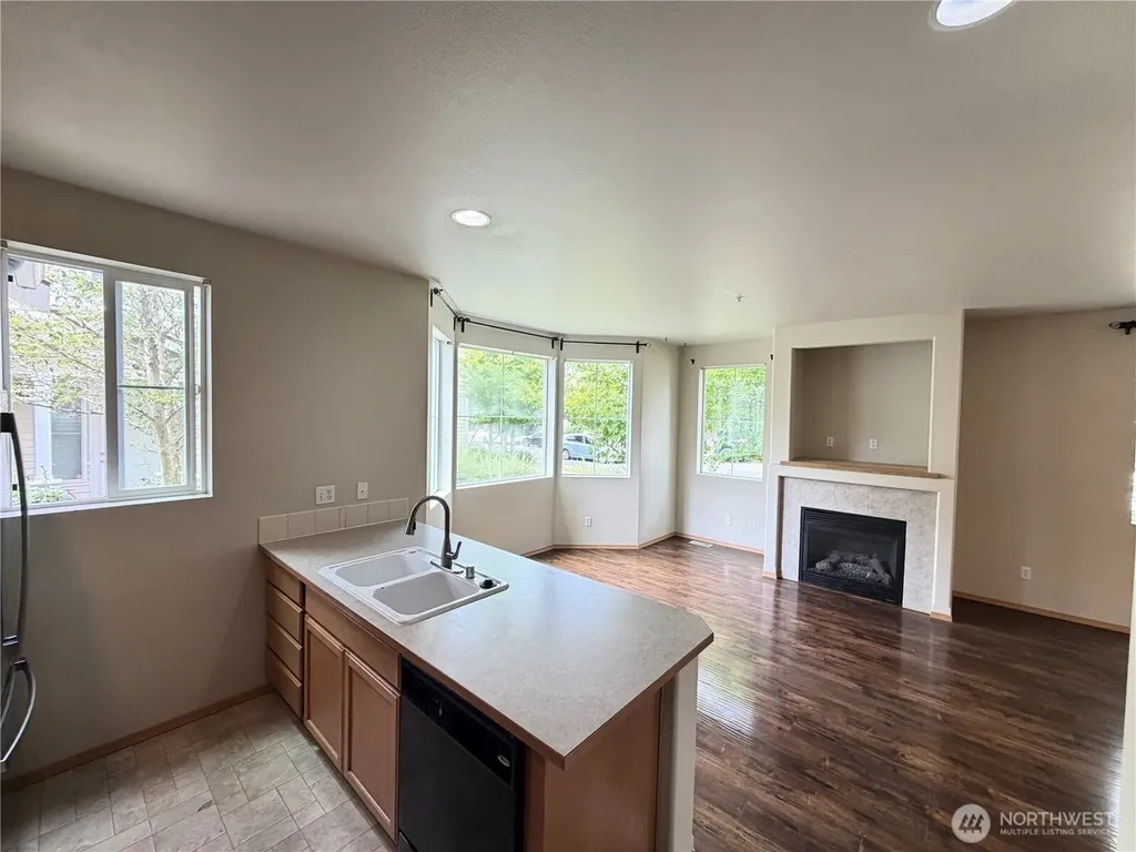 2045 Bobs Hollow Lane Dupont WA 98327