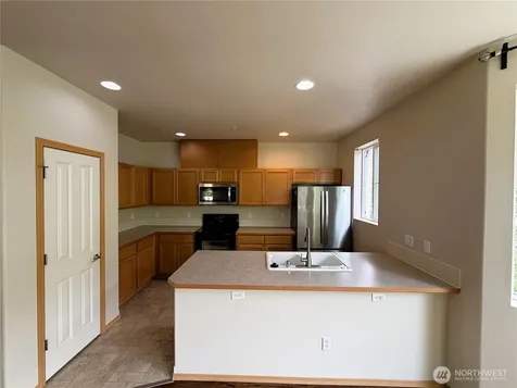 2045 Bobs Hollow Lane Dupont WA 98327