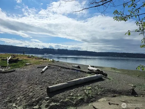 23601 Landers Road SW Vashon WA 98070
