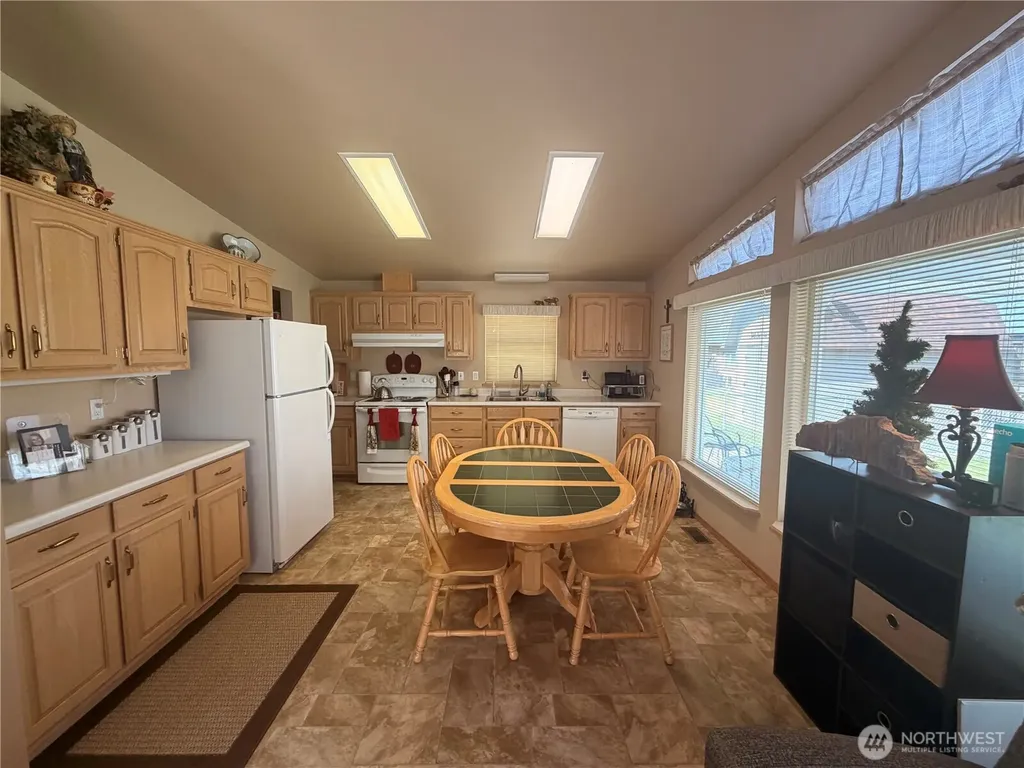 616 Hunter Avenue SW Quincy WA 98848