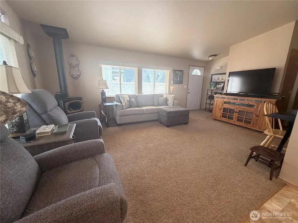 616 Hunter Avenue SW Quincy WA 98848