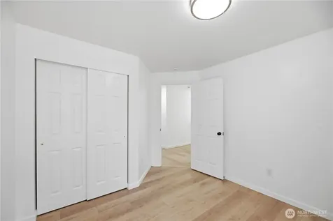 27705 23rd Avenue S Federal Way WA 98003