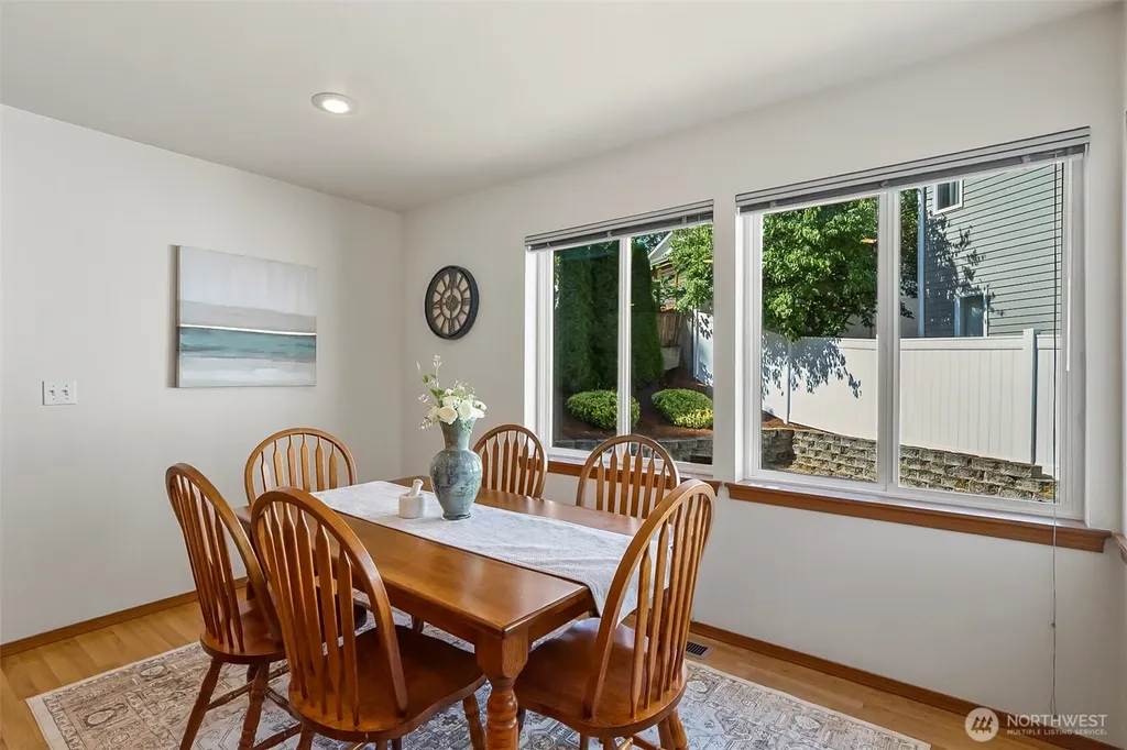8721 128th Avenue NE Kirkland WA 98033