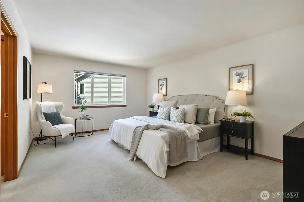8721 128th Avenue NE Kirkland WA 98033