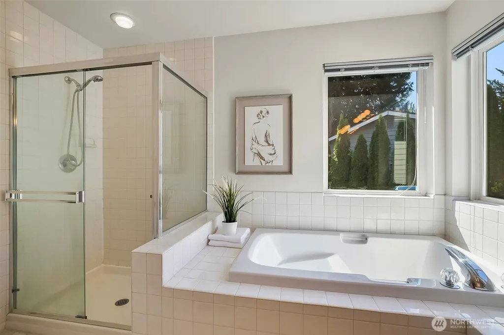 8721 128th Avenue NE Kirkland WA 98033