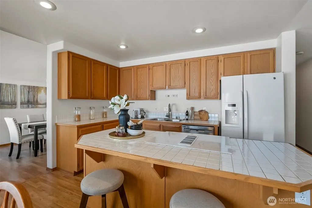 8721 128th Avenue NE Kirkland WA 98033