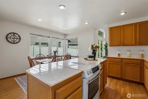 8721 128th Avenue NE Kirkland WA 98033