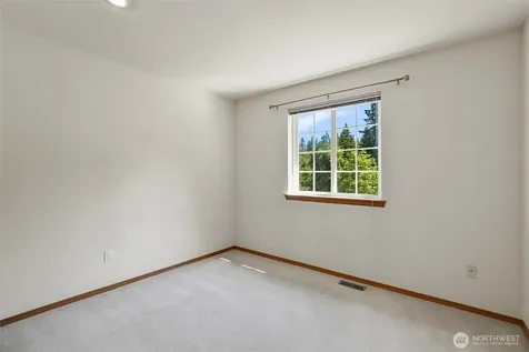 8721 128th Avenue NE Kirkland WA 98033