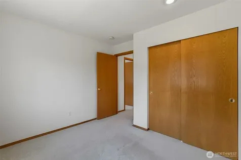 8721 128th Avenue NE Kirkland WA 98033