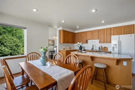 8721 128th Avenue NE Kirkland WA 98033