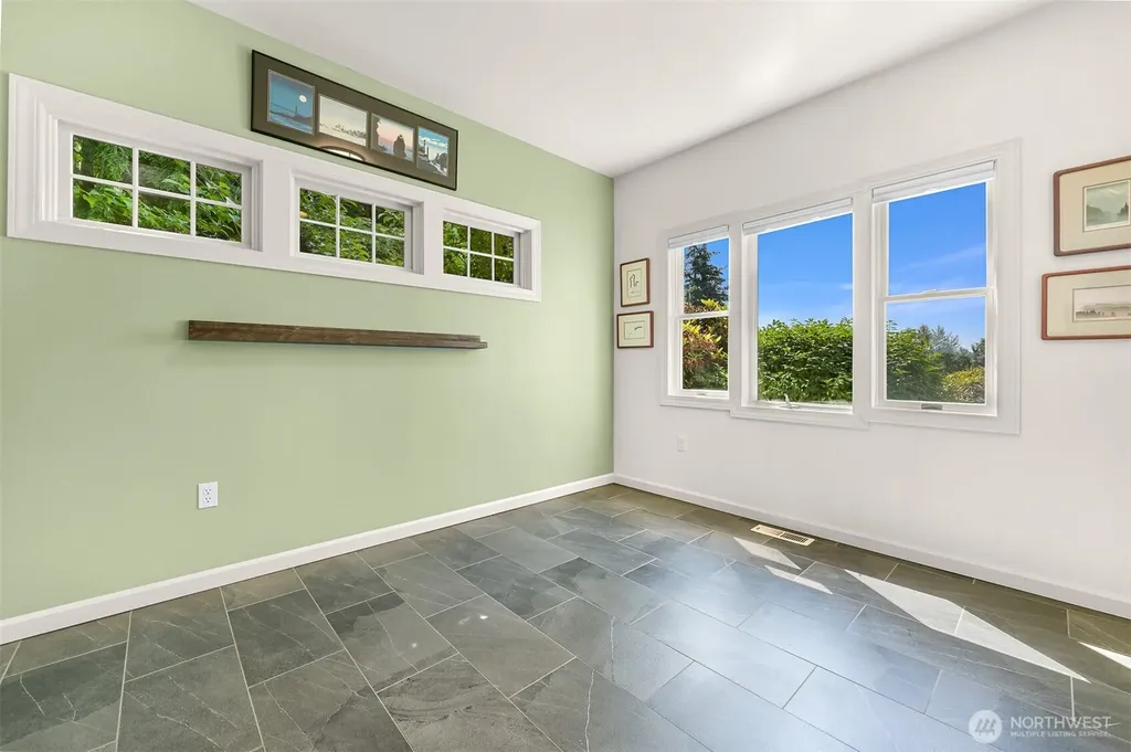4355 Gooding Avenue Bellingham WA 98226
