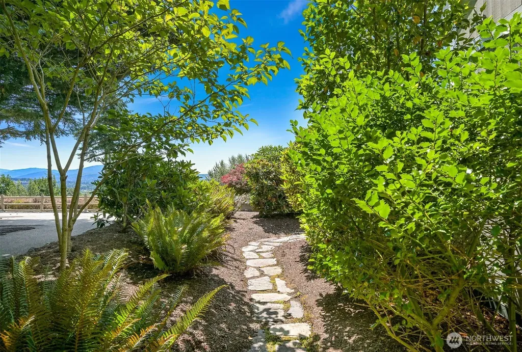 4355 Gooding Avenue Bellingham WA 98226