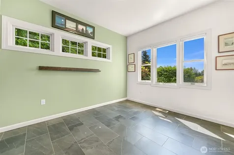 4355 Gooding Avenue Bellingham WA 98226