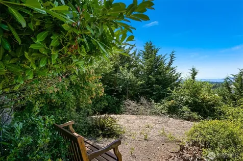 4355 Gooding Avenue Bellingham WA 98226