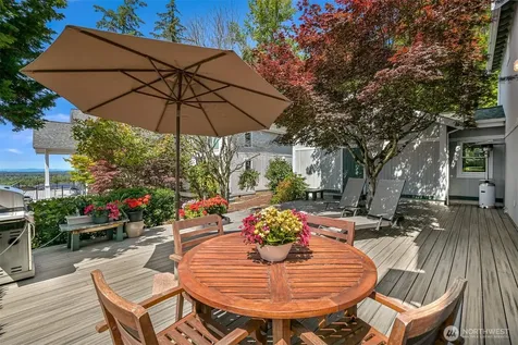 4355 Gooding Avenue Bellingham WA 98226