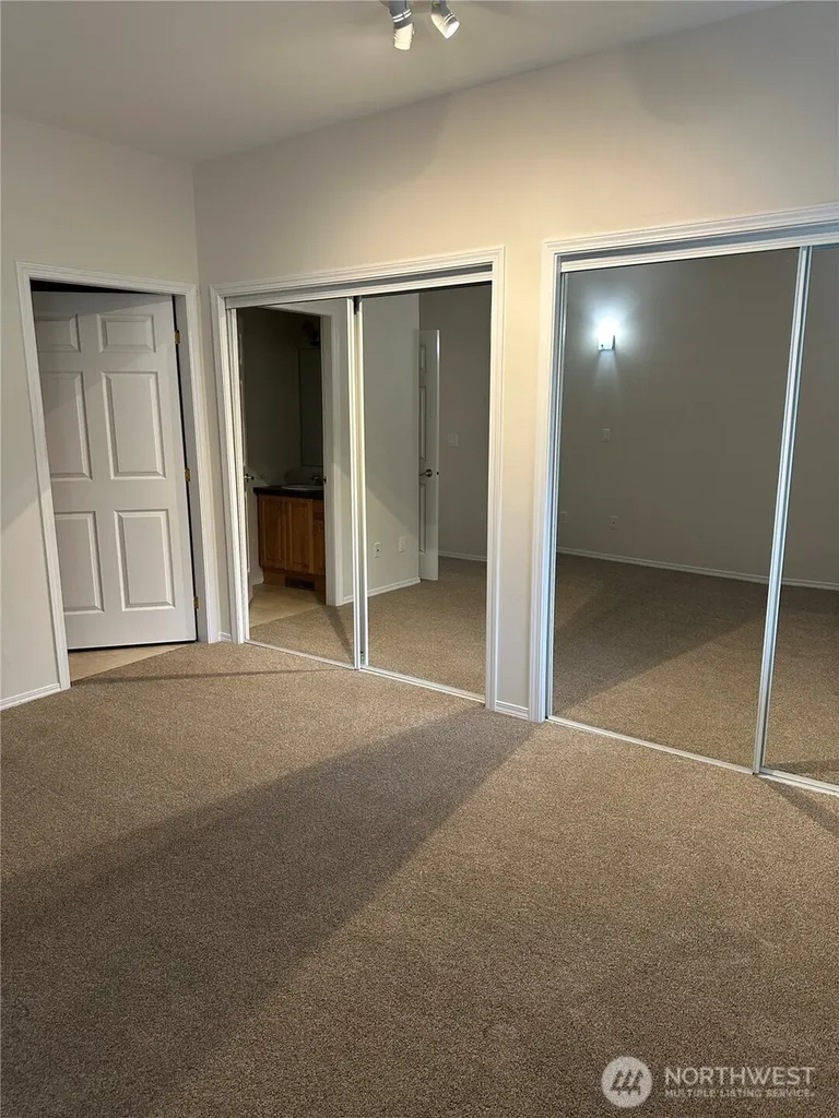 523 W Kellogg Road Bellingham WA 98226