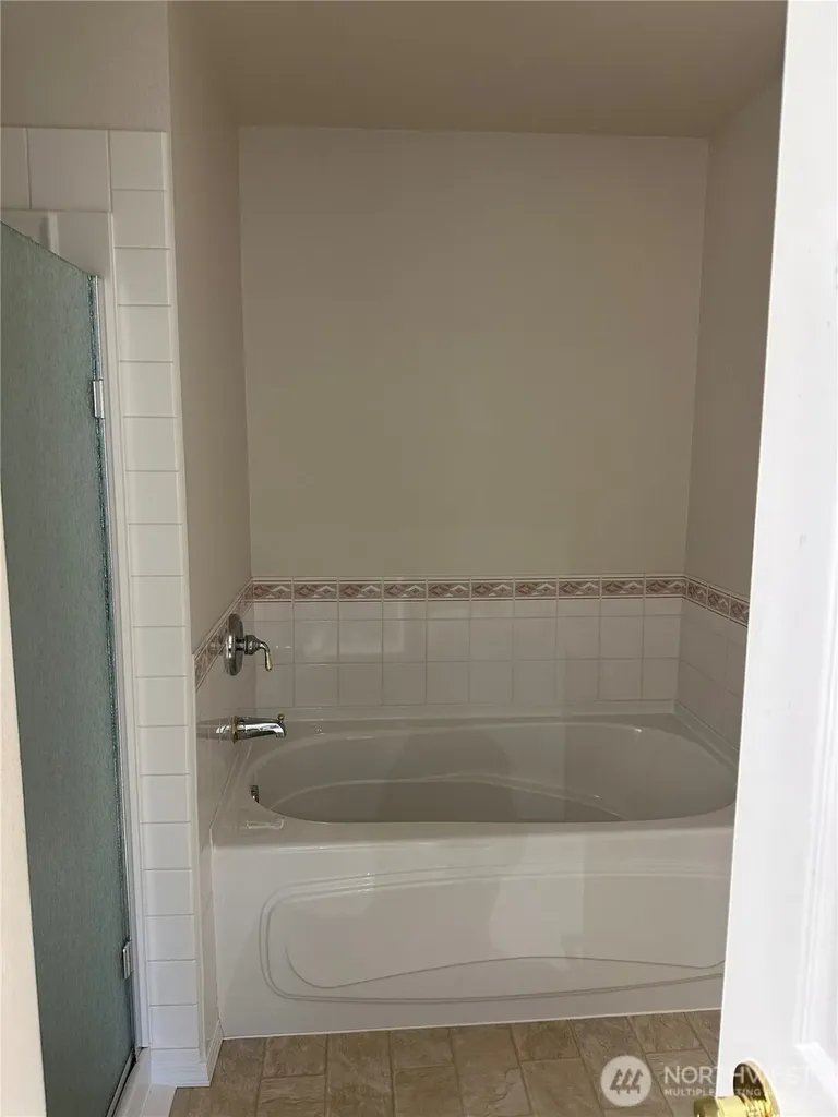 523 W Kellogg Road Bellingham WA 98226