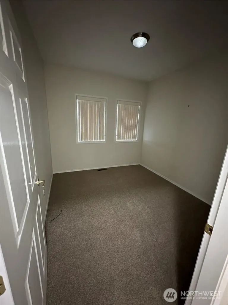 523 W Kellogg Road Bellingham WA 98226