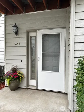 523 W Kellogg Road Bellingham WA 98226