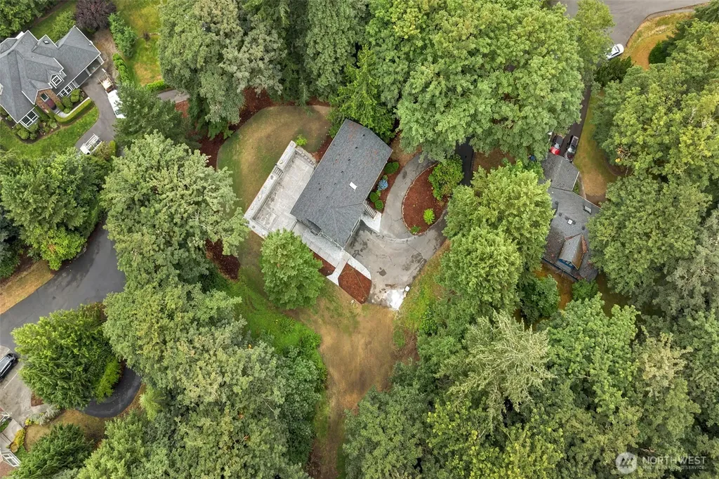 28622 183rd Court SE Kent WA 98042