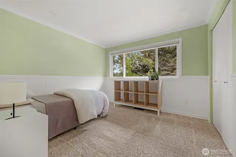 28622 183rd Court SE Kent WA 98042