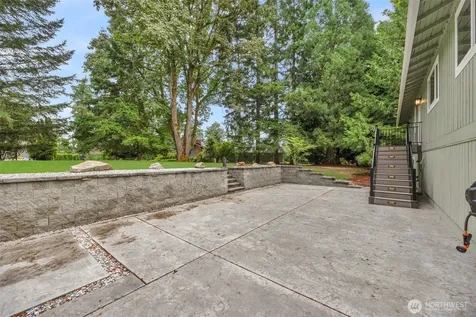 28622 183rd Court SE Kent WA 98042