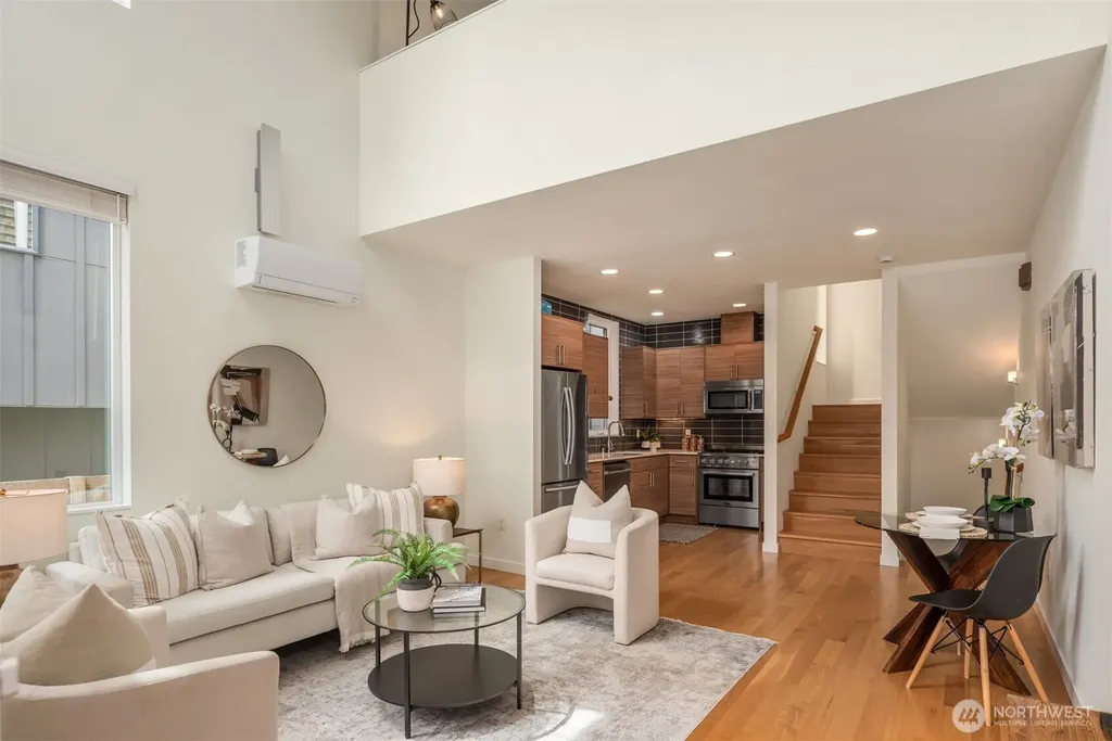 3924 Linden Avenue N Seattle WA 98103