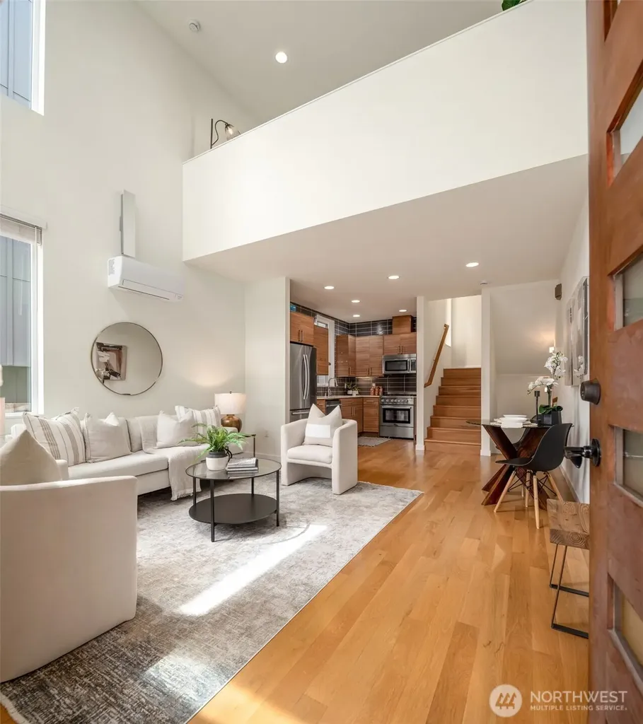 3924 Linden Avenue N Seattle WA 98103