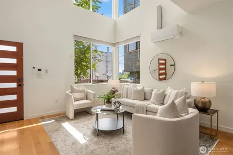 3924 Linden Avenue N Seattle WA 98103