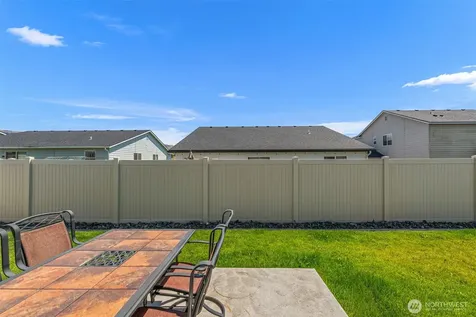 165 S Mystical Avenue East Wenatchee WA 98802
