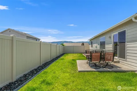 165 S Mystical Avenue East Wenatchee WA 98802