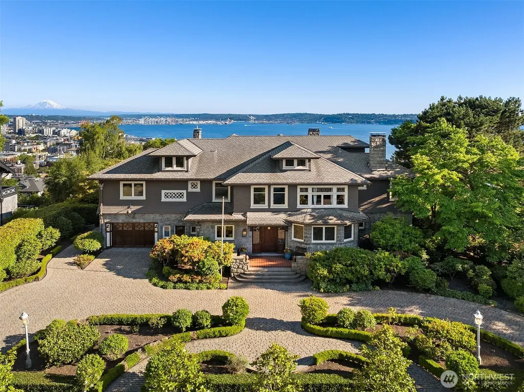 421 W Highland Drive Seattle WA 98119