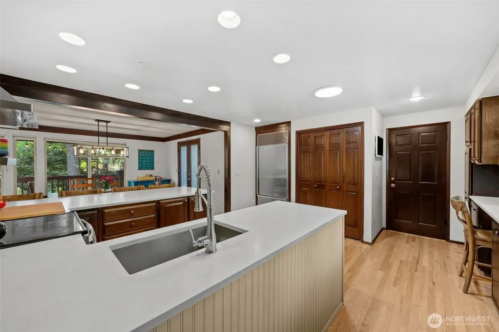 1550 Weathervane Drive Fircrest WA 98466