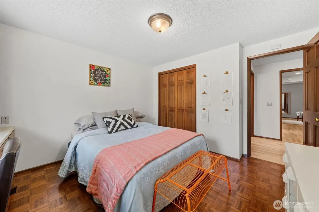 1550 Weathervane Drive Fircrest WA 98466