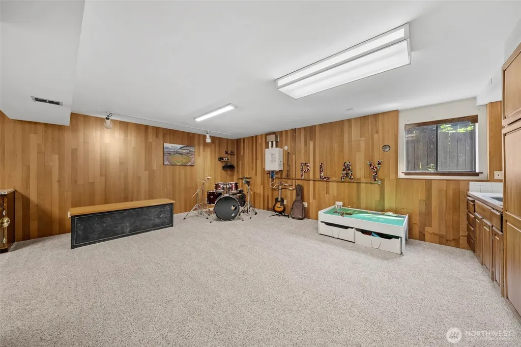 1550 Weathervane Drive Fircrest WA 98466