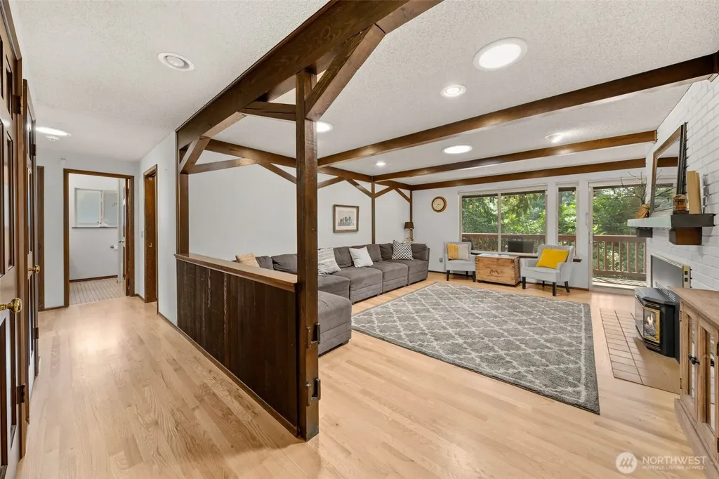 1550 Weathervane Drive Fircrest WA 98466