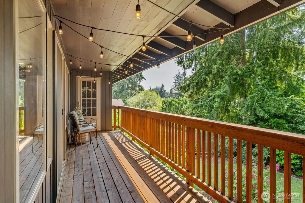 1550 Weathervane Drive Fircrest WA 98466