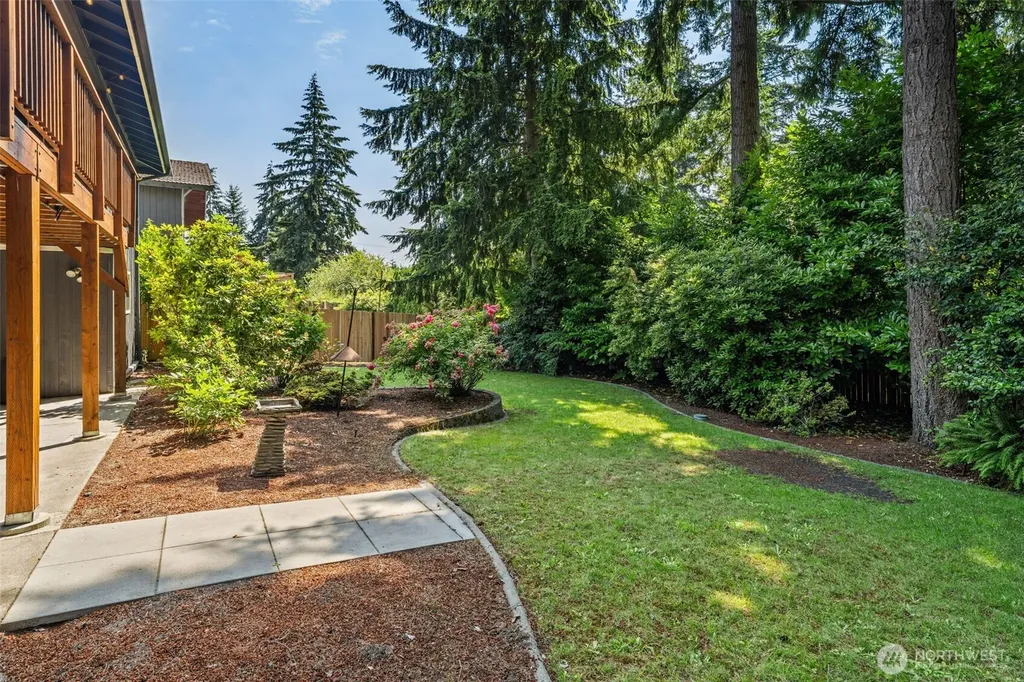 1550 Weathervane Drive Fircrest WA 98466