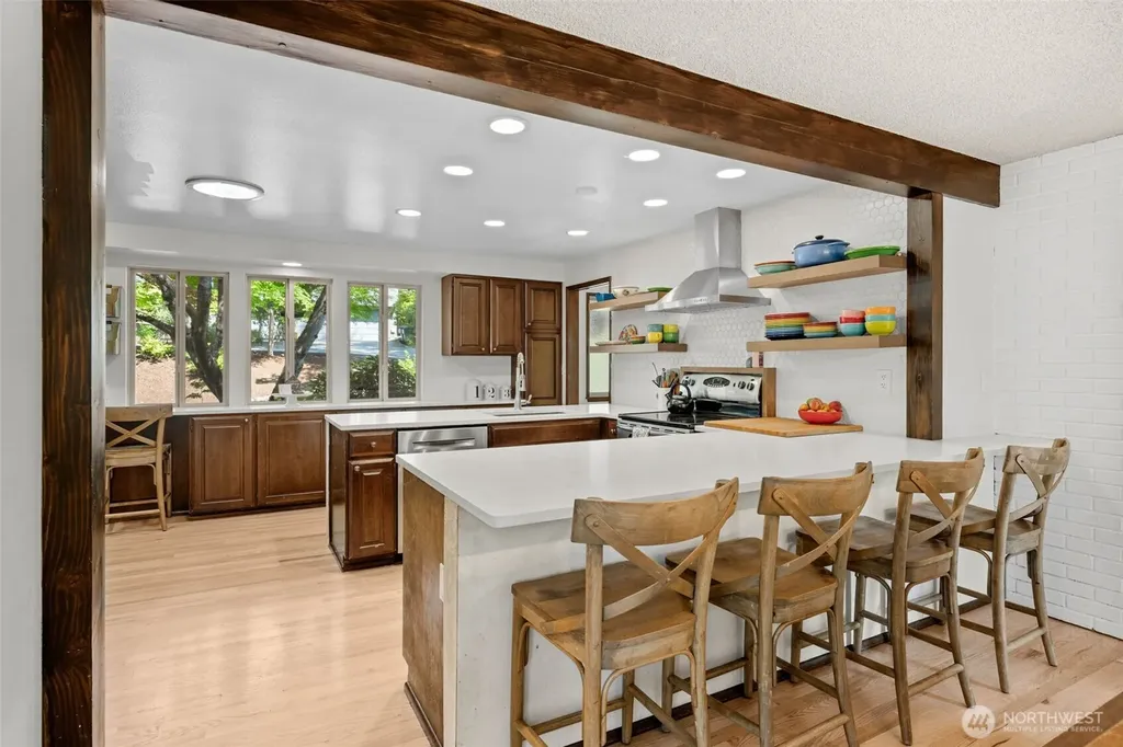1550 Weathervane Drive Fircrest WA 98466