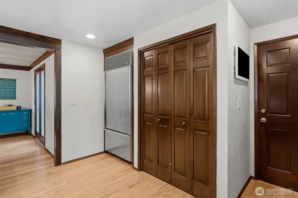 1550 Weathervane Drive Fircrest WA 98466