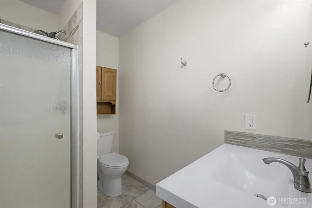 1063 Cascade Lane Camano Island WA 98282