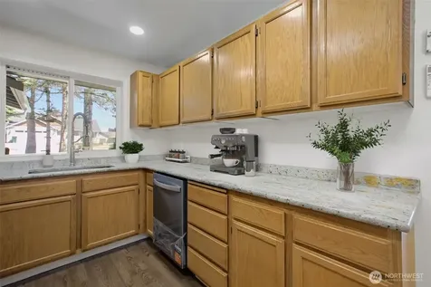 1063 Cascade Lane Camano Island WA 98282