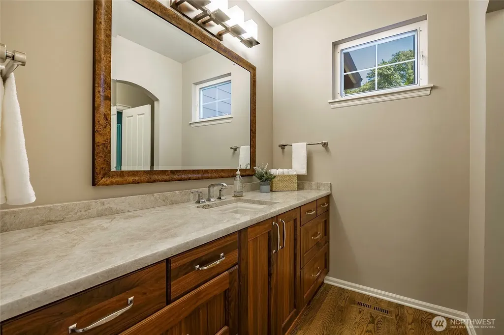 20700 76th Avenue SE Snohomish WA 98296