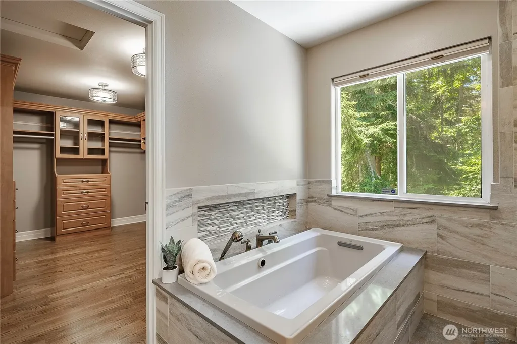 20700 76th Avenue SE Snohomish WA 98296