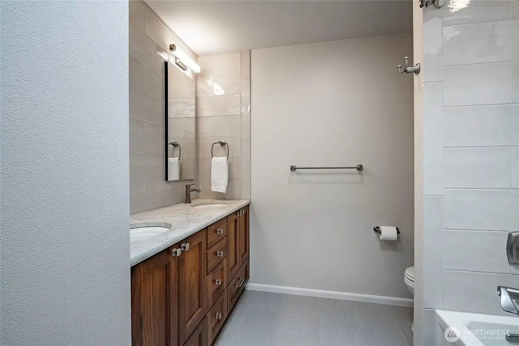 20700 76th Avenue SE Snohomish WA 98296